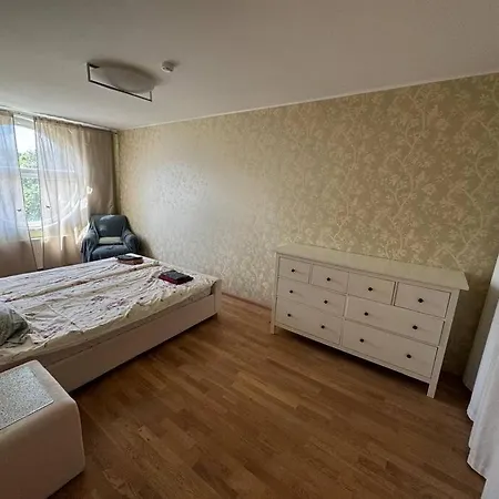 Spacious And Modern Διαμέρισμα